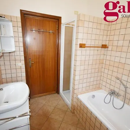 Apartment Via Fontana 8 *